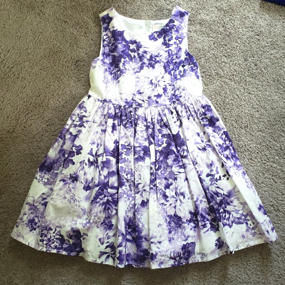Girl's Dress size 6x/7  Children's Place purple and white $12